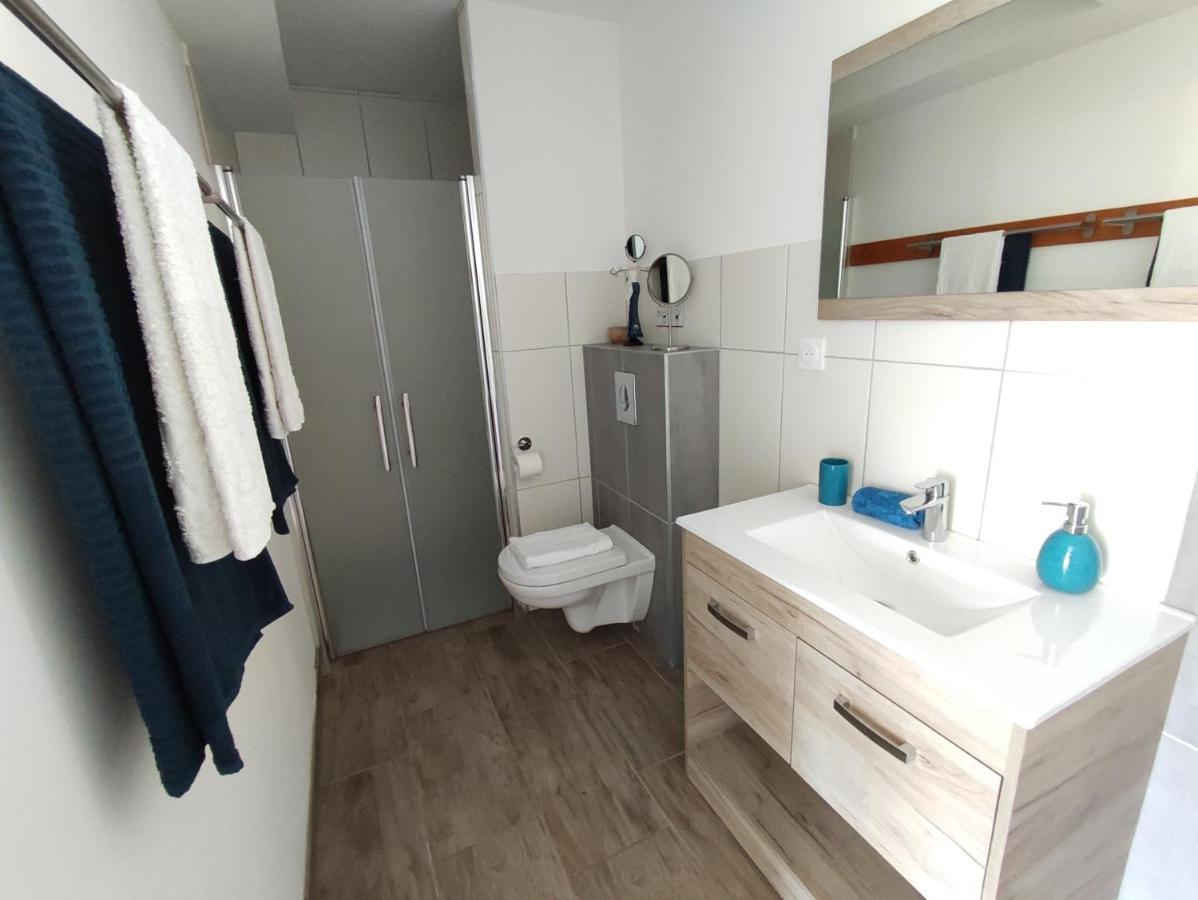 Janea Big Blue House Apartment Reichsfeld Екстериор снимка