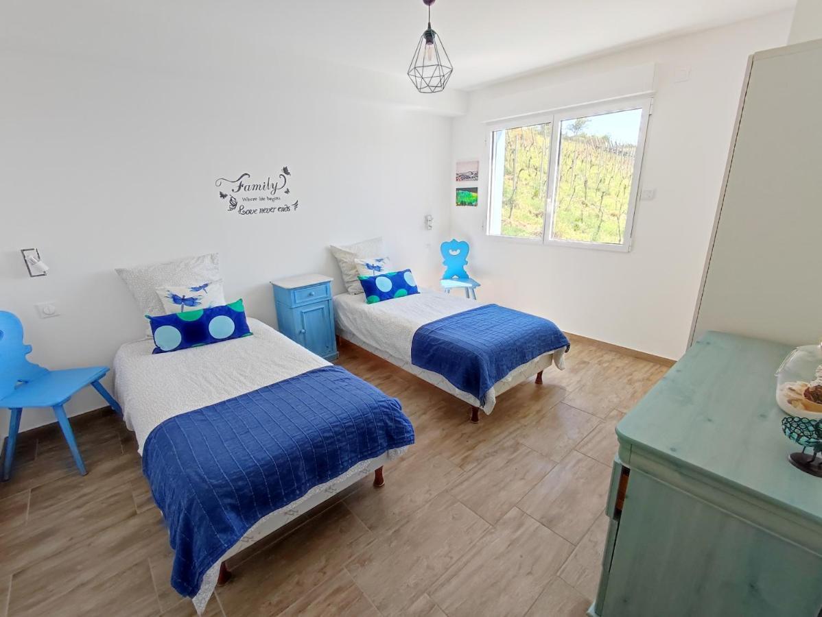 Janea Big Blue House Apartment Reichsfeld Екстериор снимка